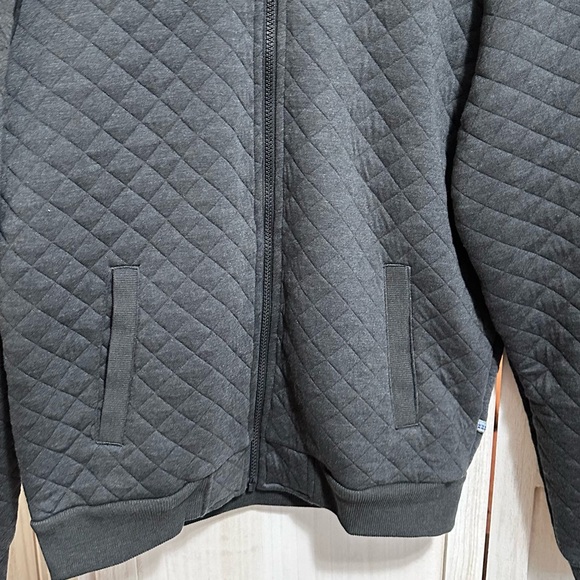 Marine Layer Corbet Quilted Bomber Charcoal Heather - Picture 3 of 4